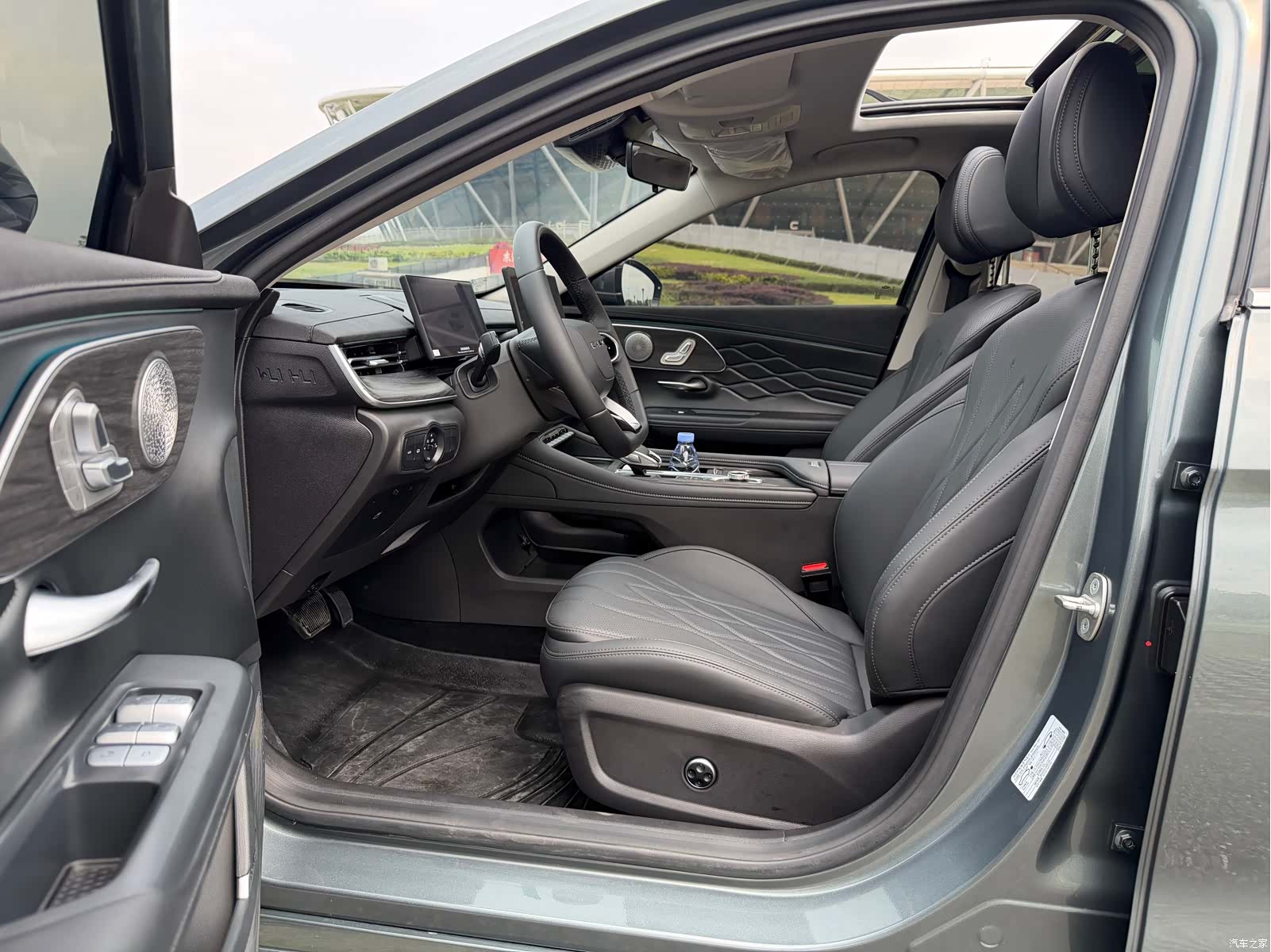 Chery Arrizo 8, 2025 12