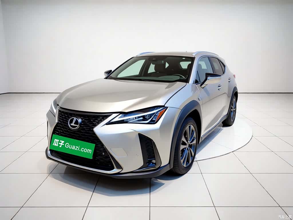 Lexus UX, 2019 1