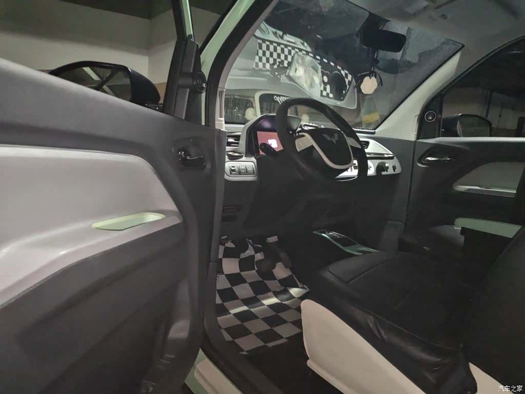 Wuling MINIEV, 2022 12