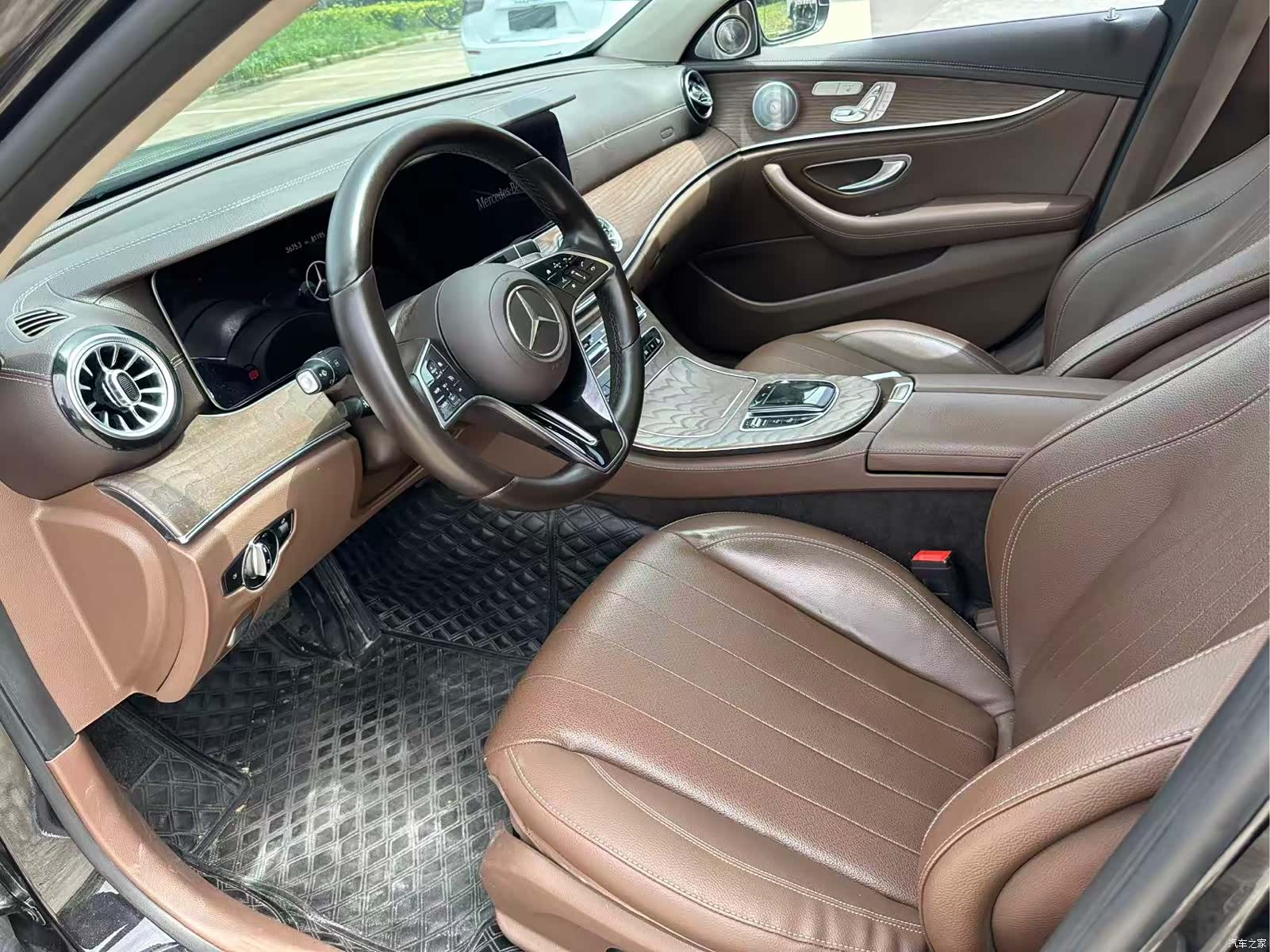 Mercedes-Benz E-Class, 2021 4
