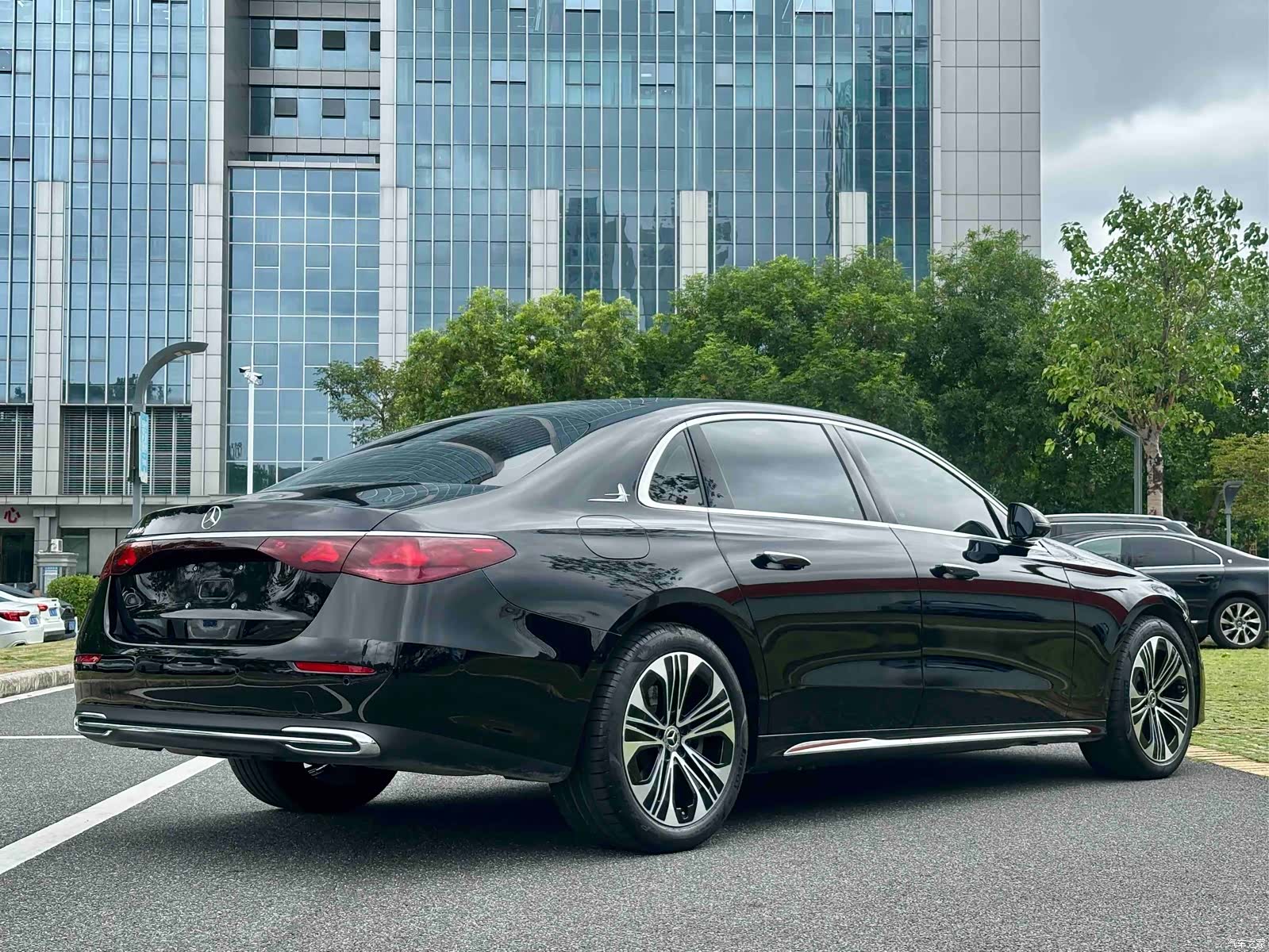 Mercedes-Benz E-Class, 2025 15