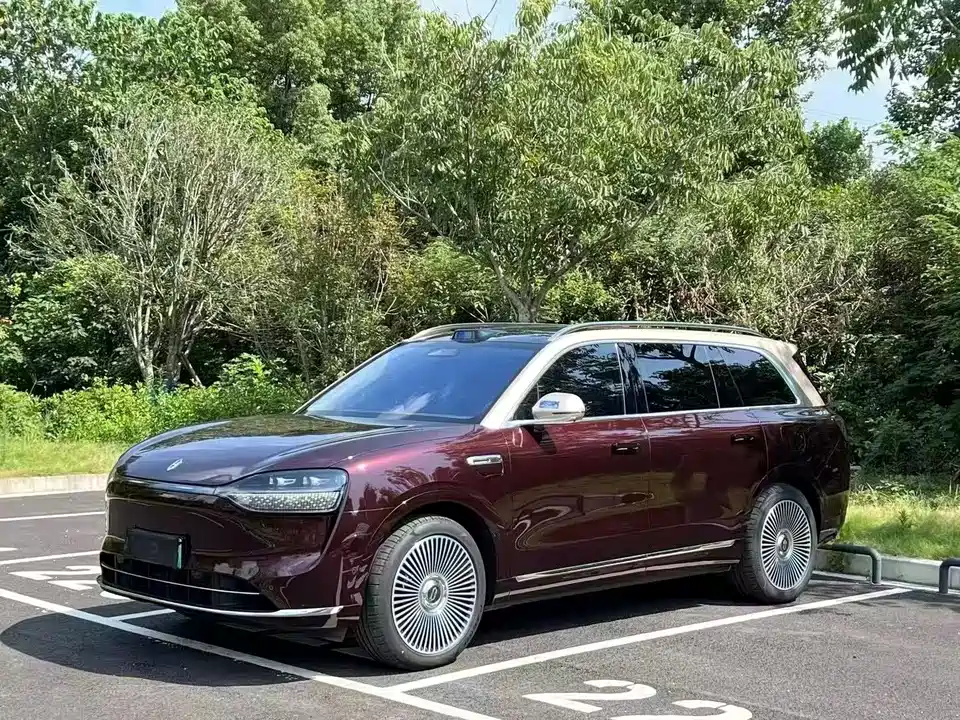 AITO Ask the world M9