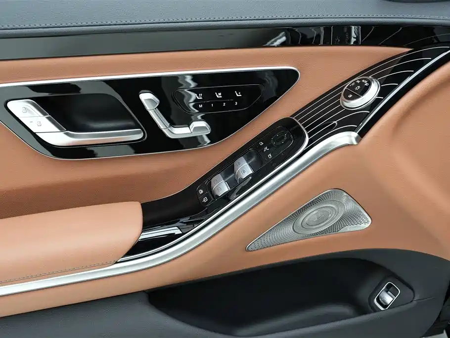 Mercedes-Benz S-class Mercedes-Benz S-class