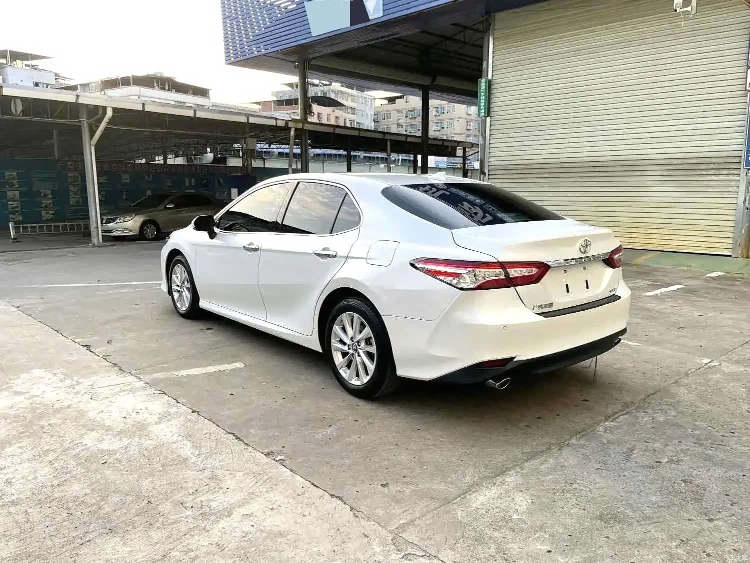 Toyota Camry, 2023 6