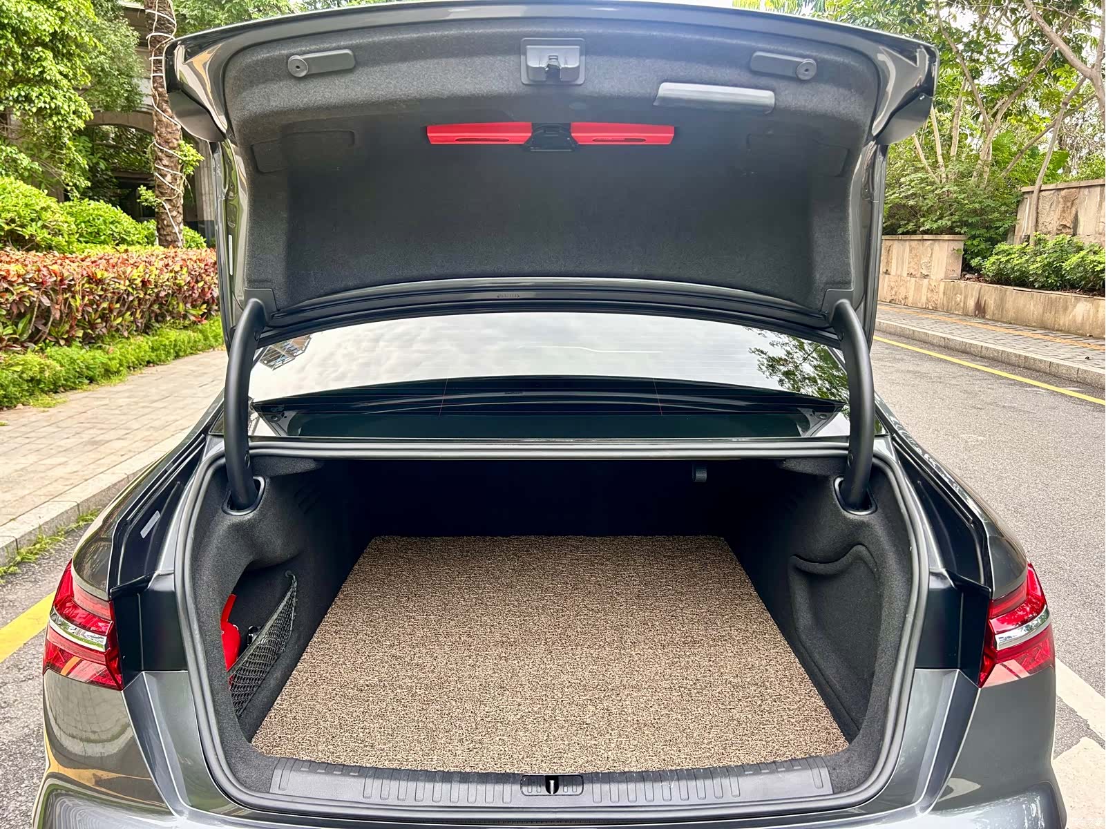 Audi A6L, 2020 23