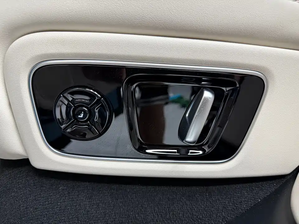 Li Auto Ideal L7
