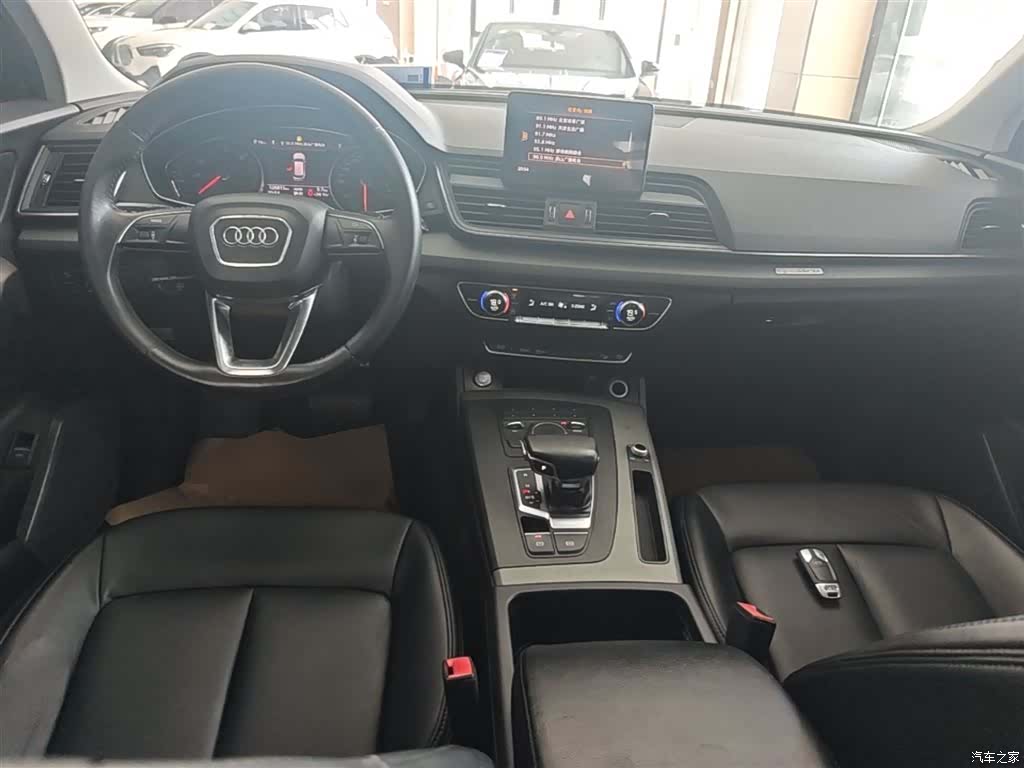 Audi Q5L, 2019 9