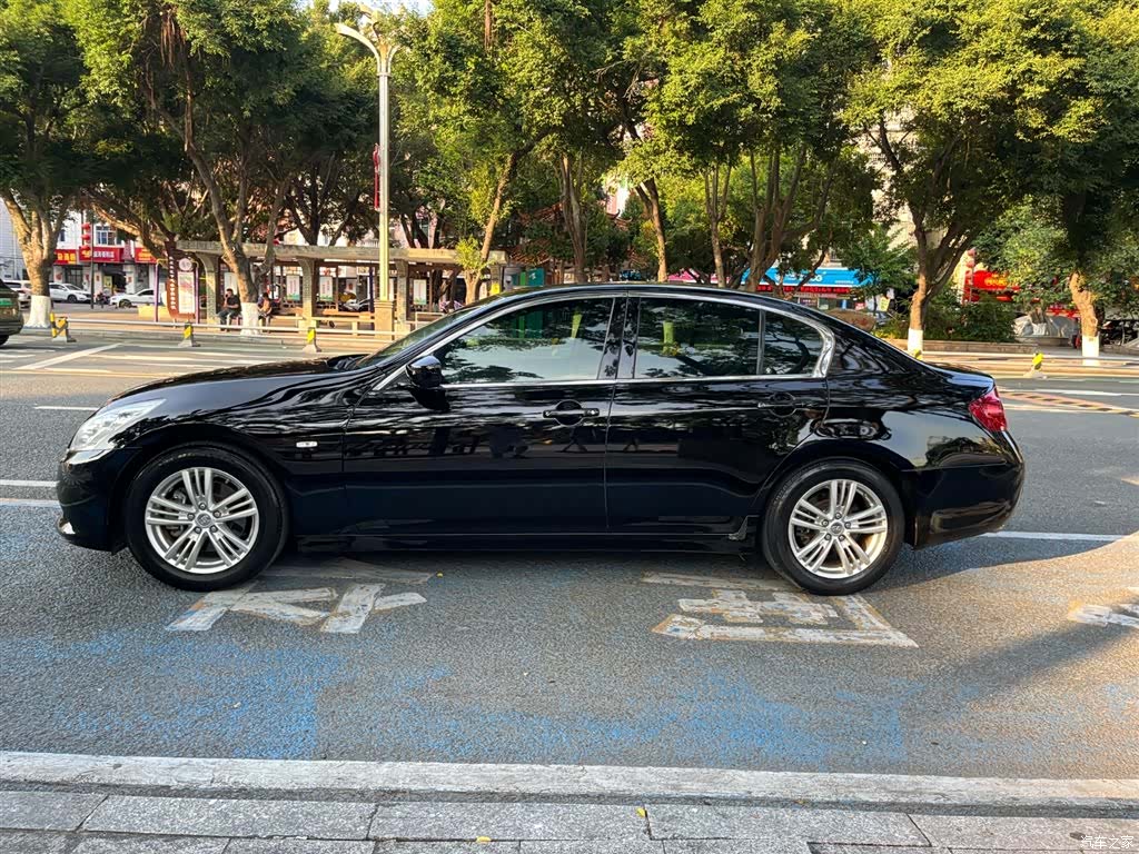 Infiniti G25, 2011 9