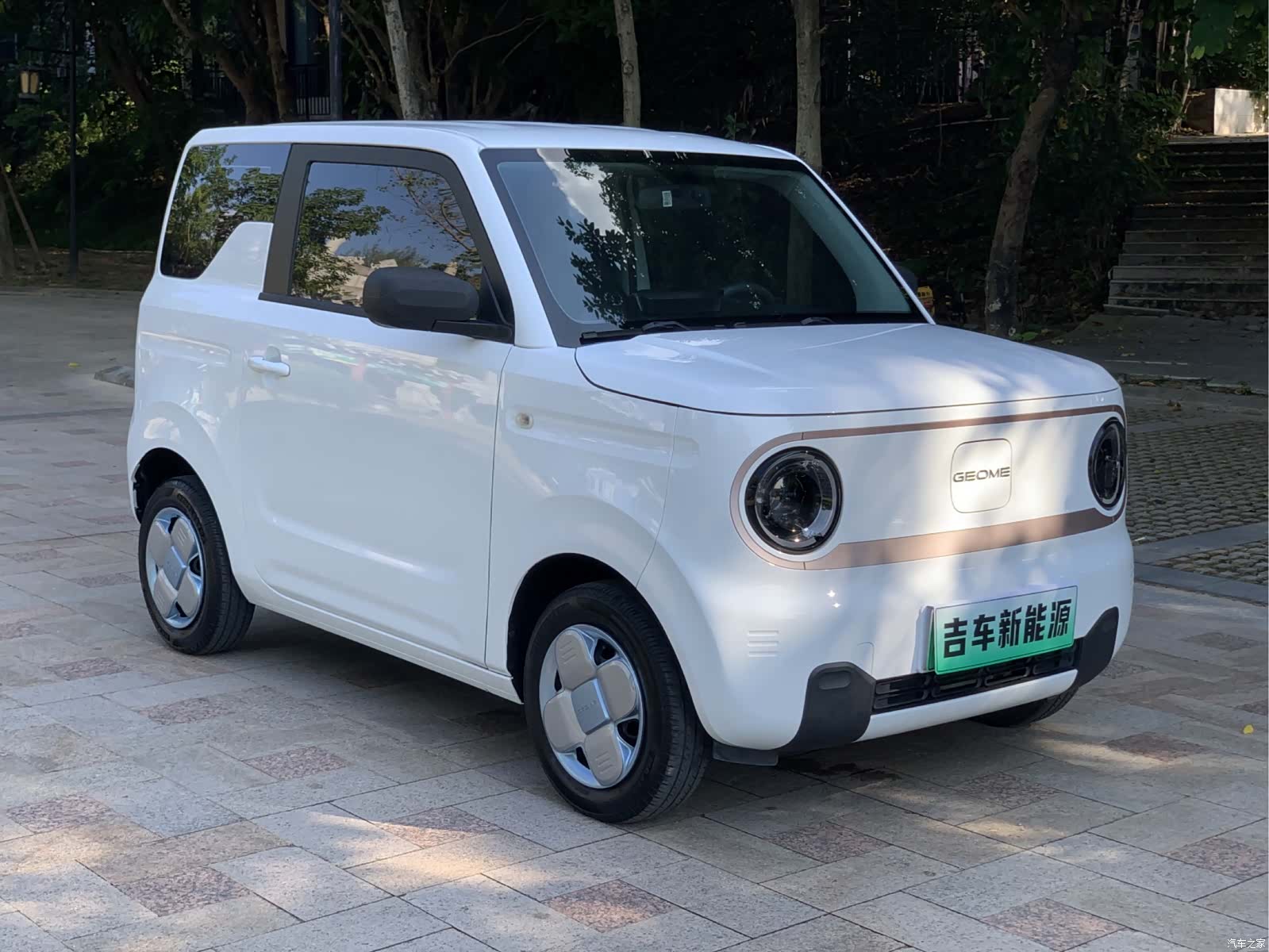 Geely Panda, 2024 3