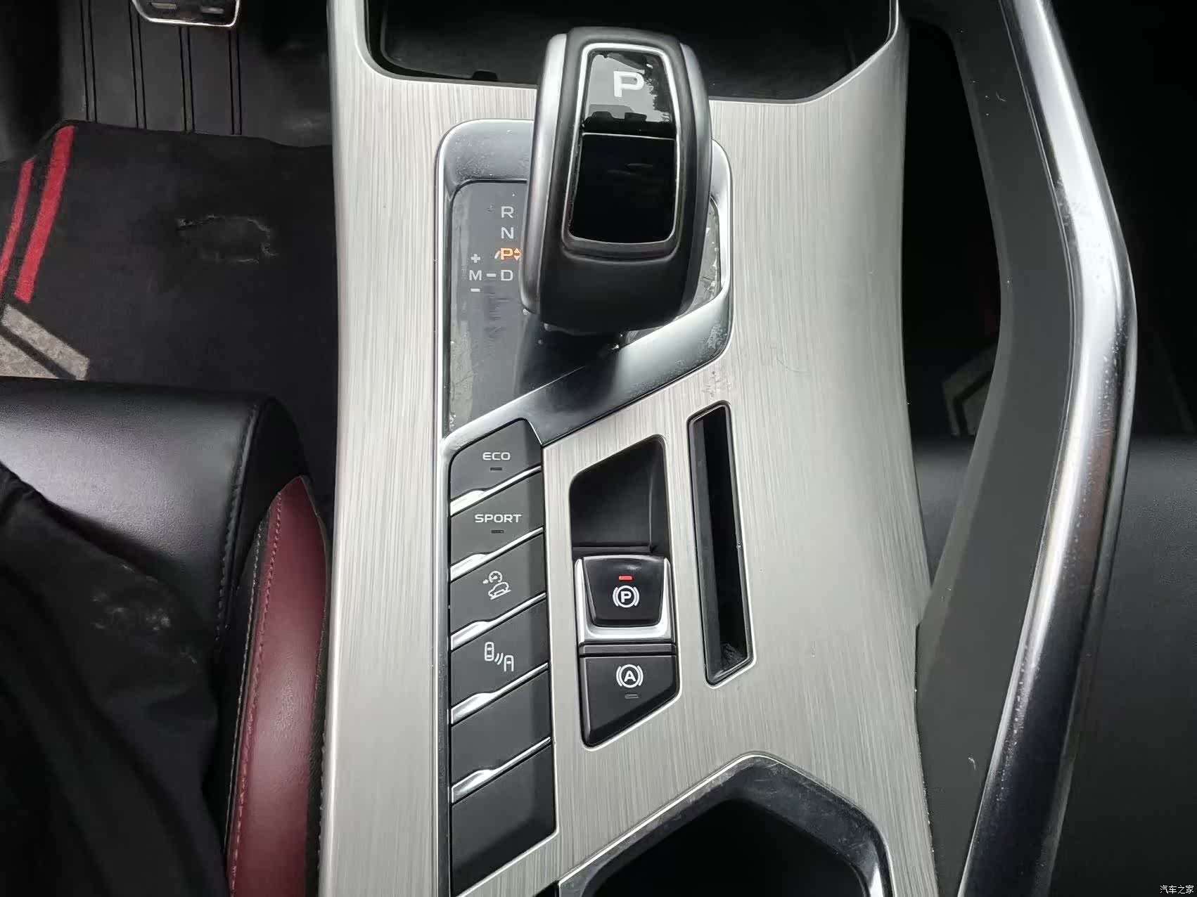 Geely Coolray, 2019 12