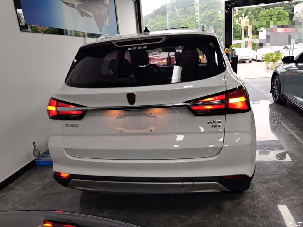 Roewe RX3, 2019 6