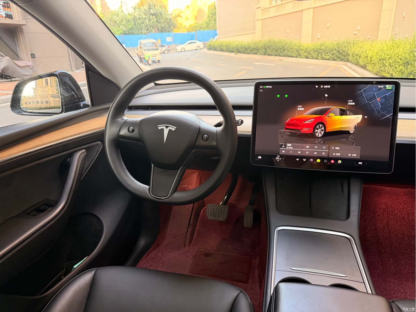 Tesla Model Y, 2023 все фото