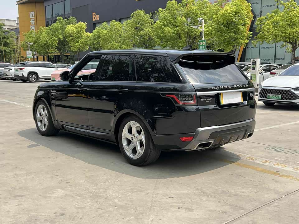 Land Rover Range Rover Sport Land Rover Range Rover Sport