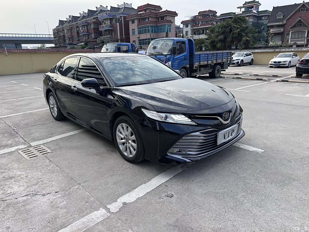 Toyota Camry, 2020 3