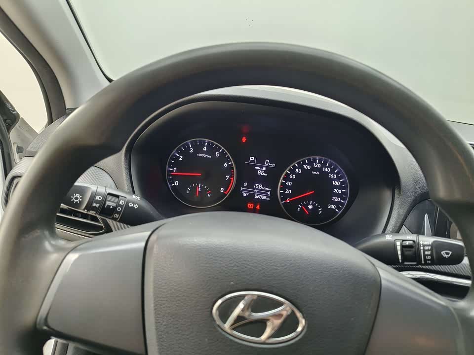 Hyundai Yuedong