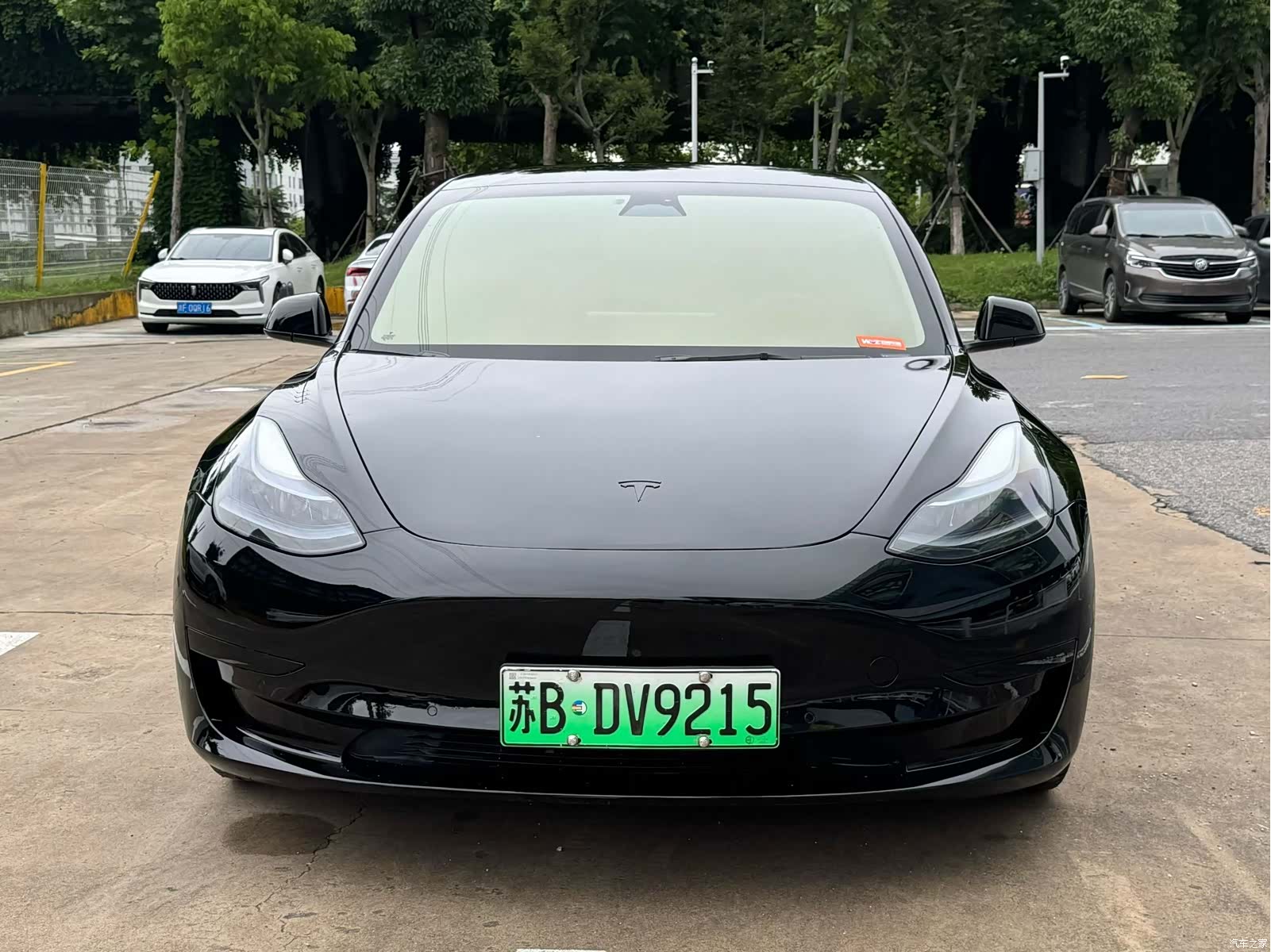 Tesla Model 3, 2023 1