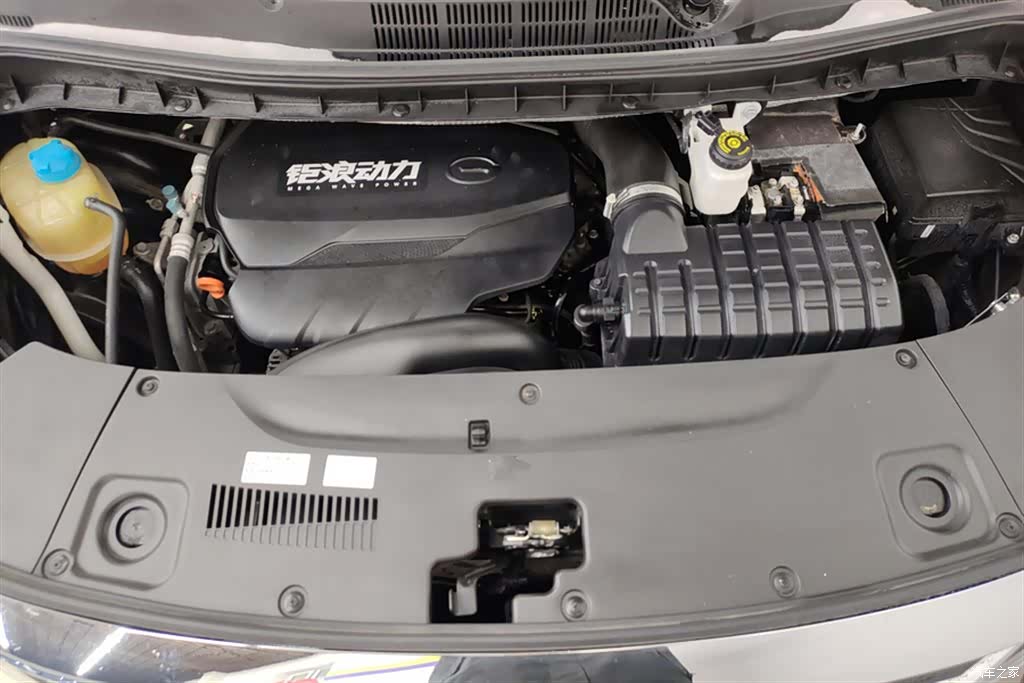 Trumpchi M8, 2021 10