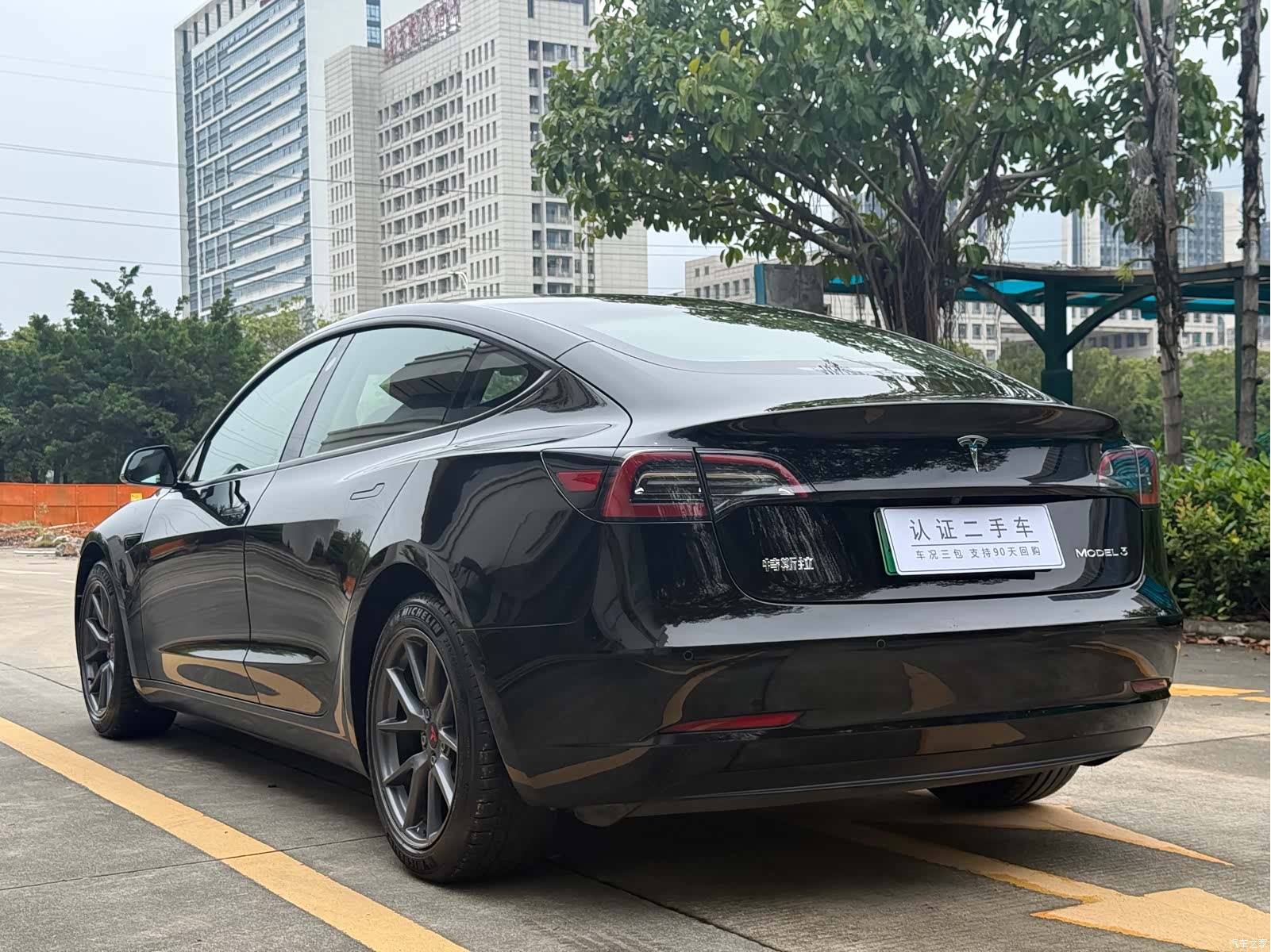 Tesla Model 3, 2021 7