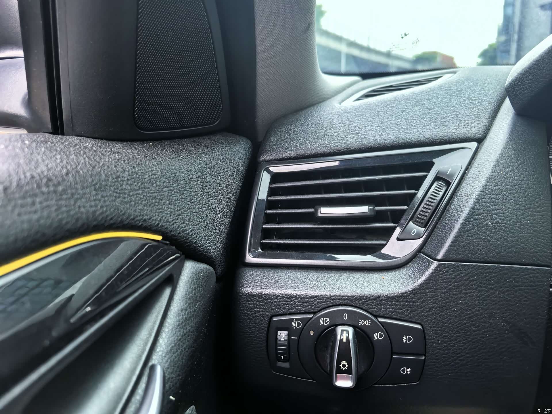 BMW X1, 2015 29