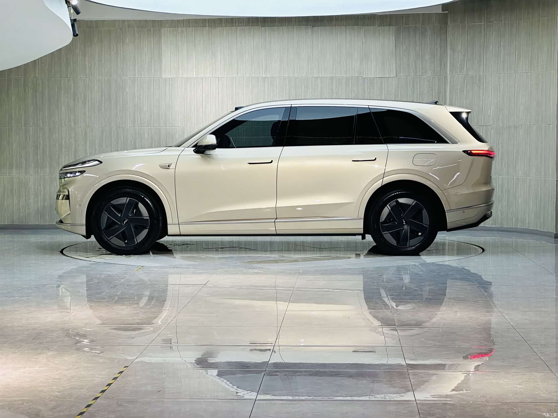 NIO L90, 2025 3