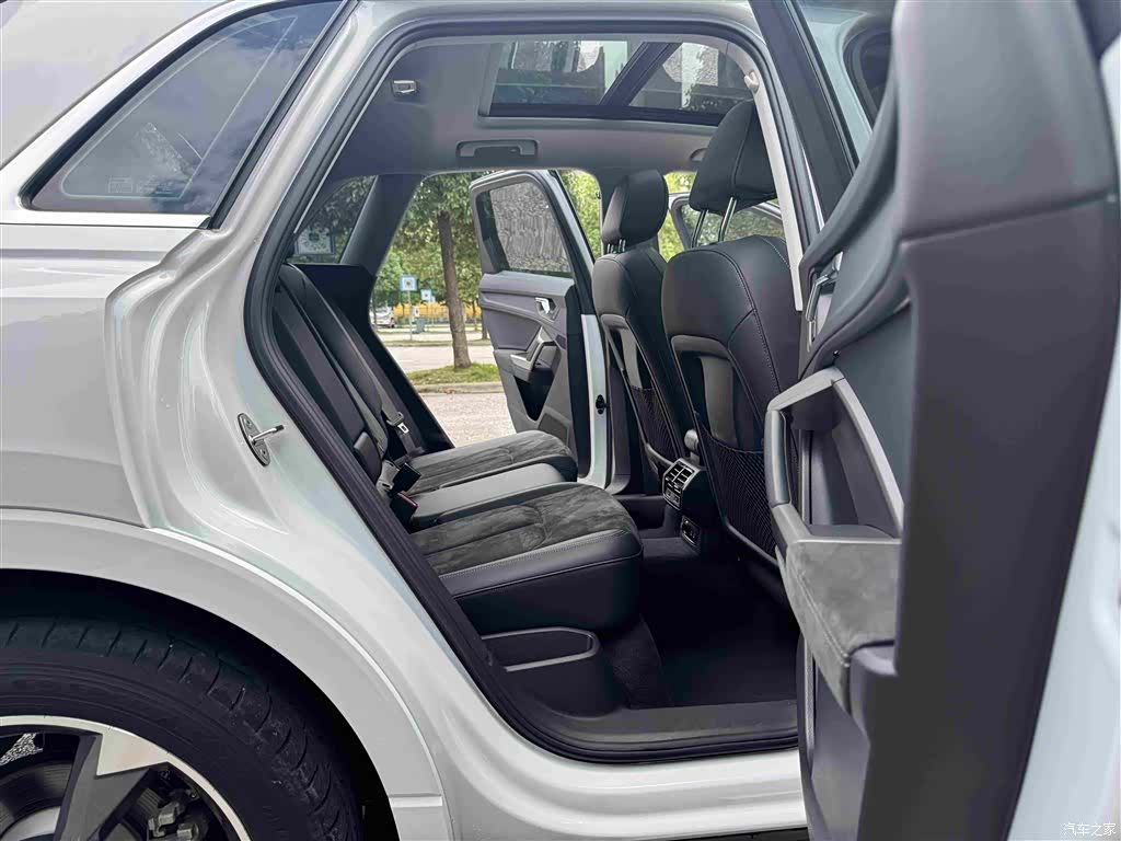 Audi Q3, 2022 18