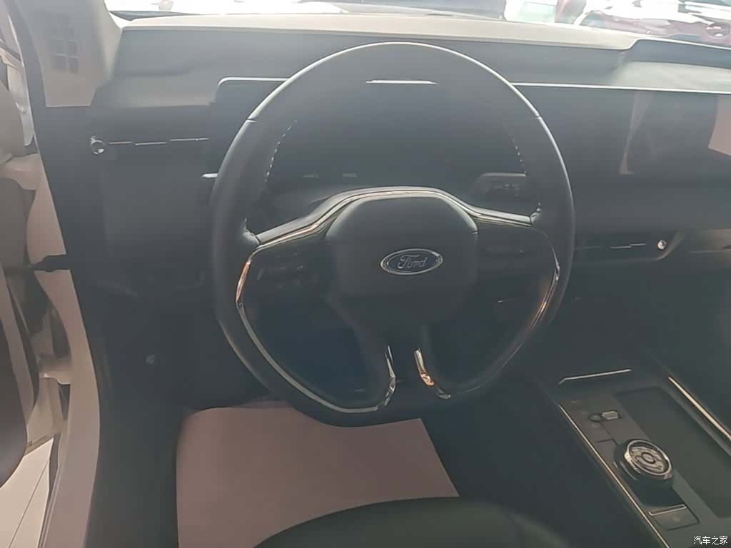 Ford Mondeo, 2023 11