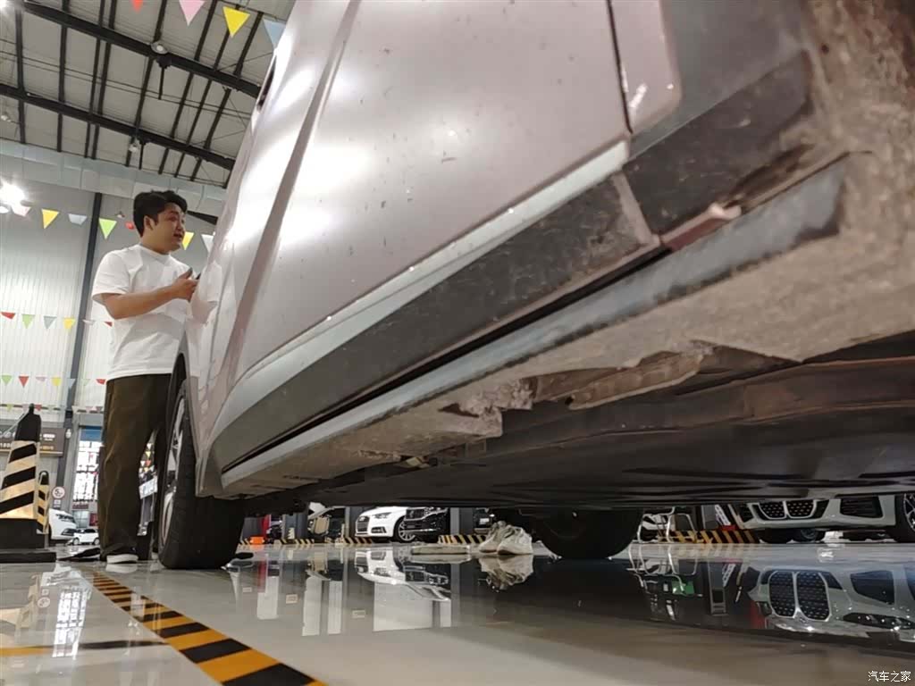 BYD Dolphin, 2022 21