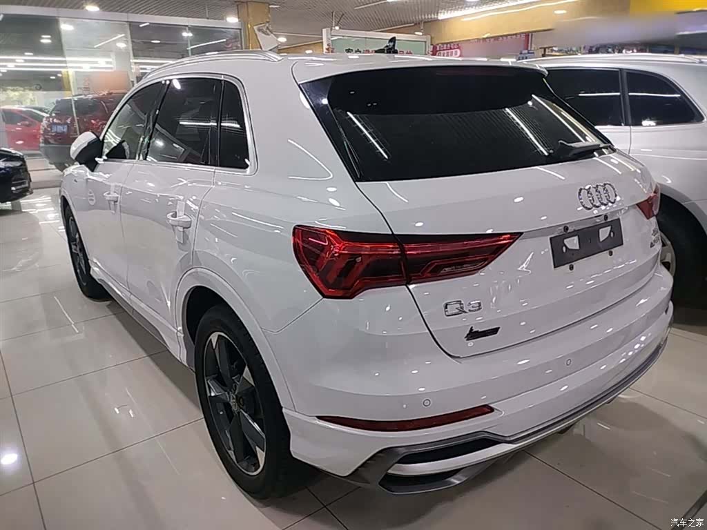 Audi Q3, 2020 все фото