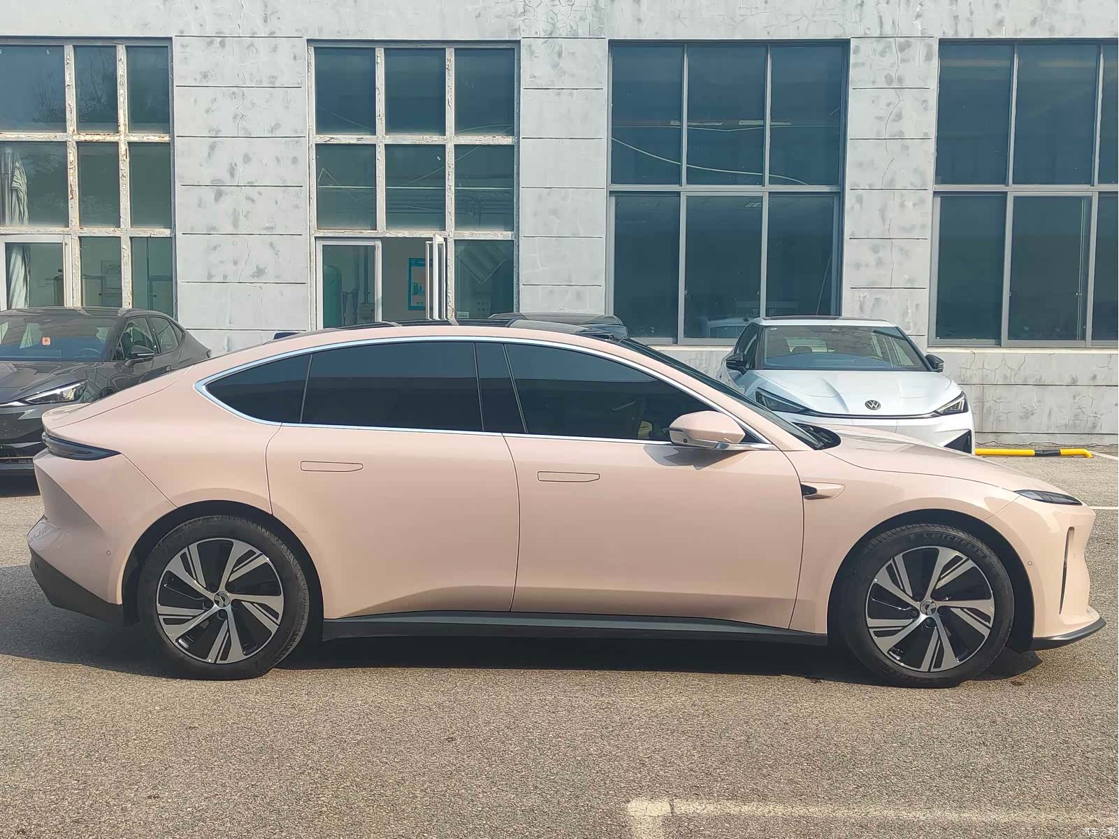 NIO ET5, 2024 4