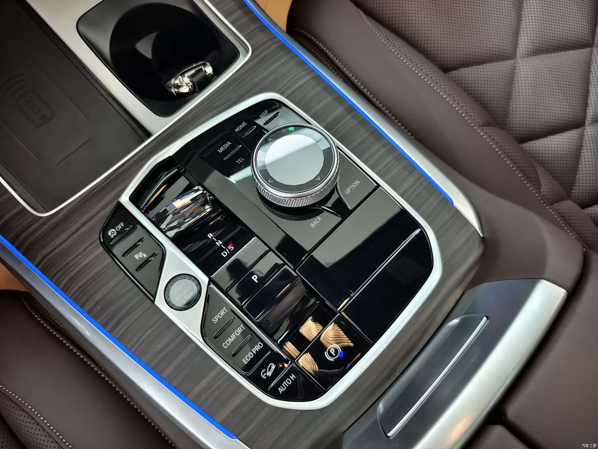 BMW X5, 2025 12