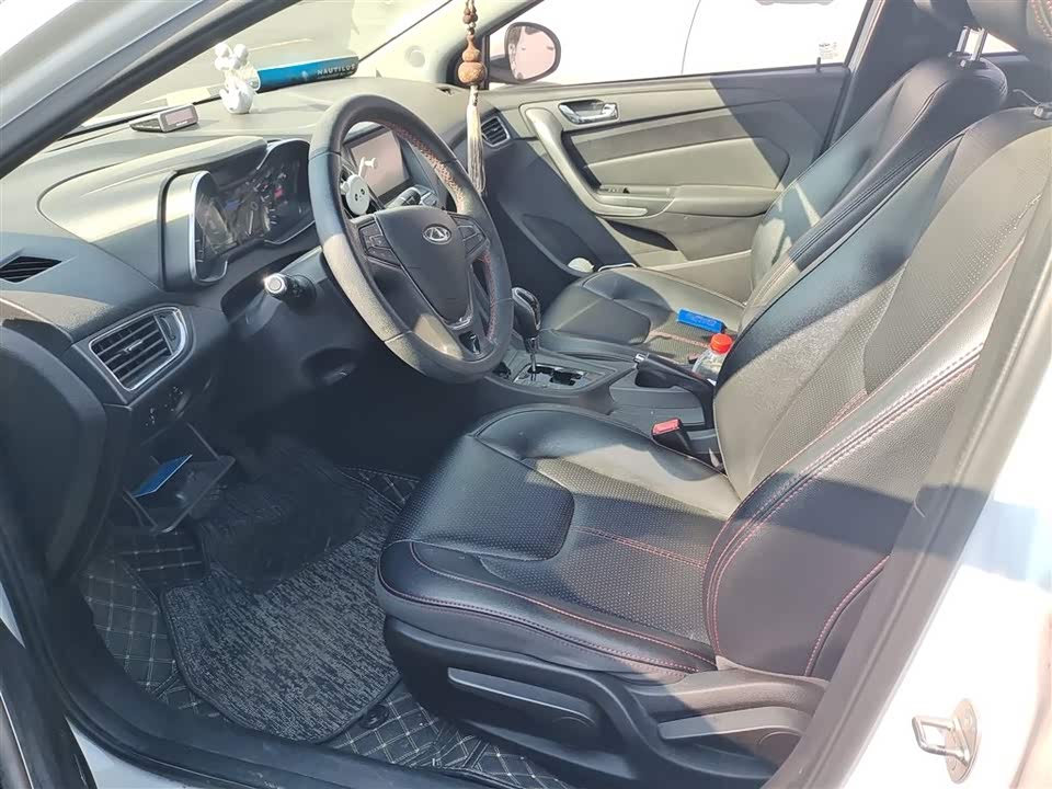 Chery Arrizo 5