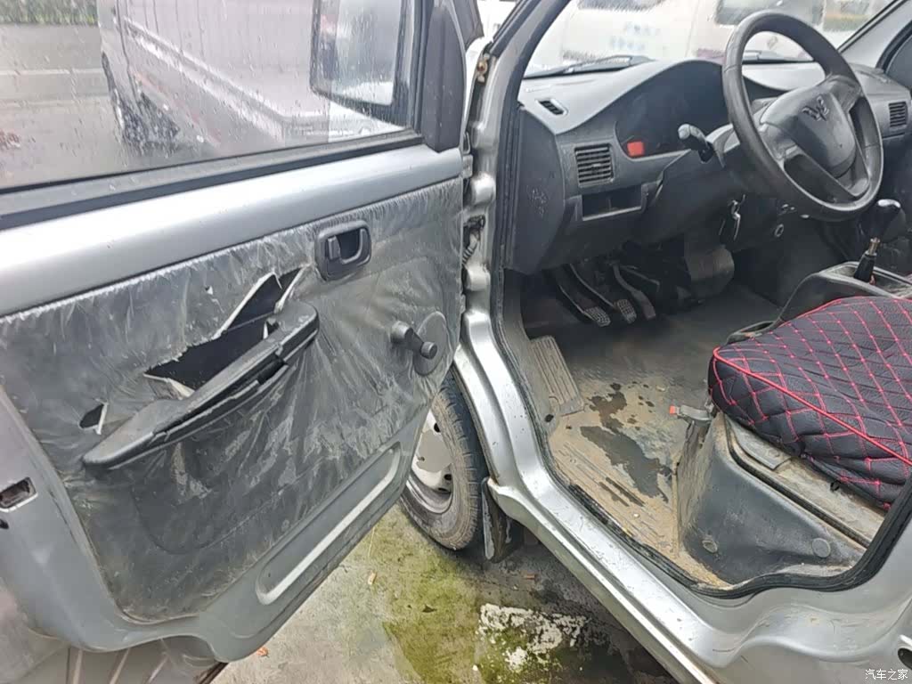Wuling L3C, 2016 23