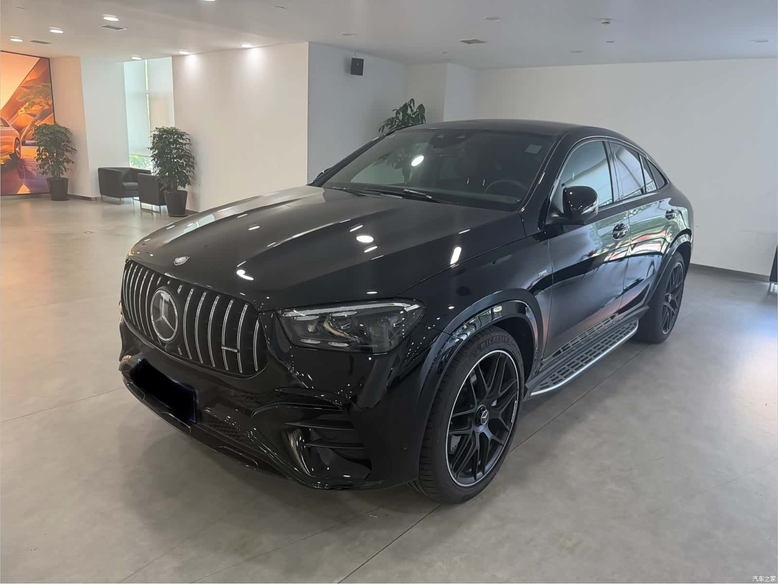 Mercedes-Benz GLE, 2025 1