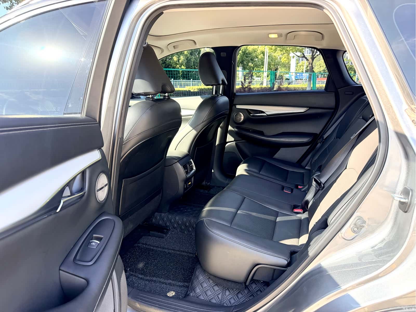 Infiniti QX50, 2018 12