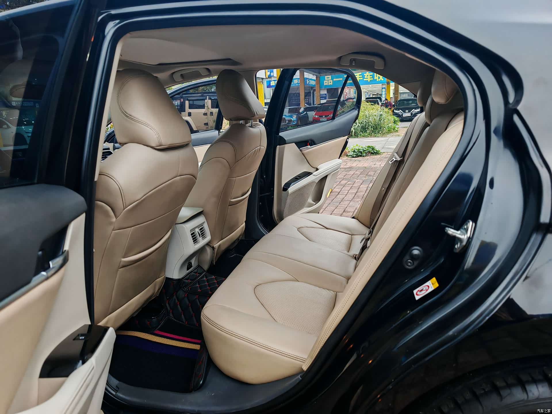 Toyota Camry, 2018 9
