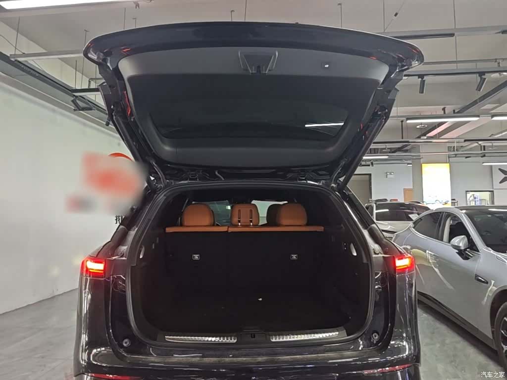 Xpeng G9, 2024 18