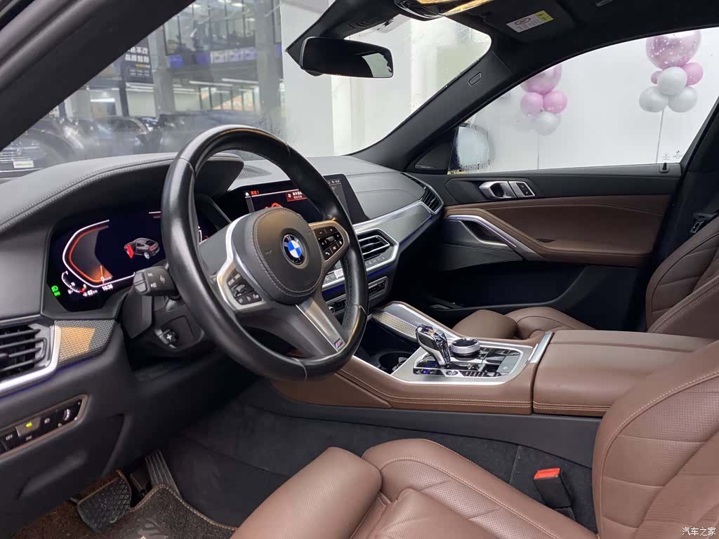 BMW X6, 2024 все фото