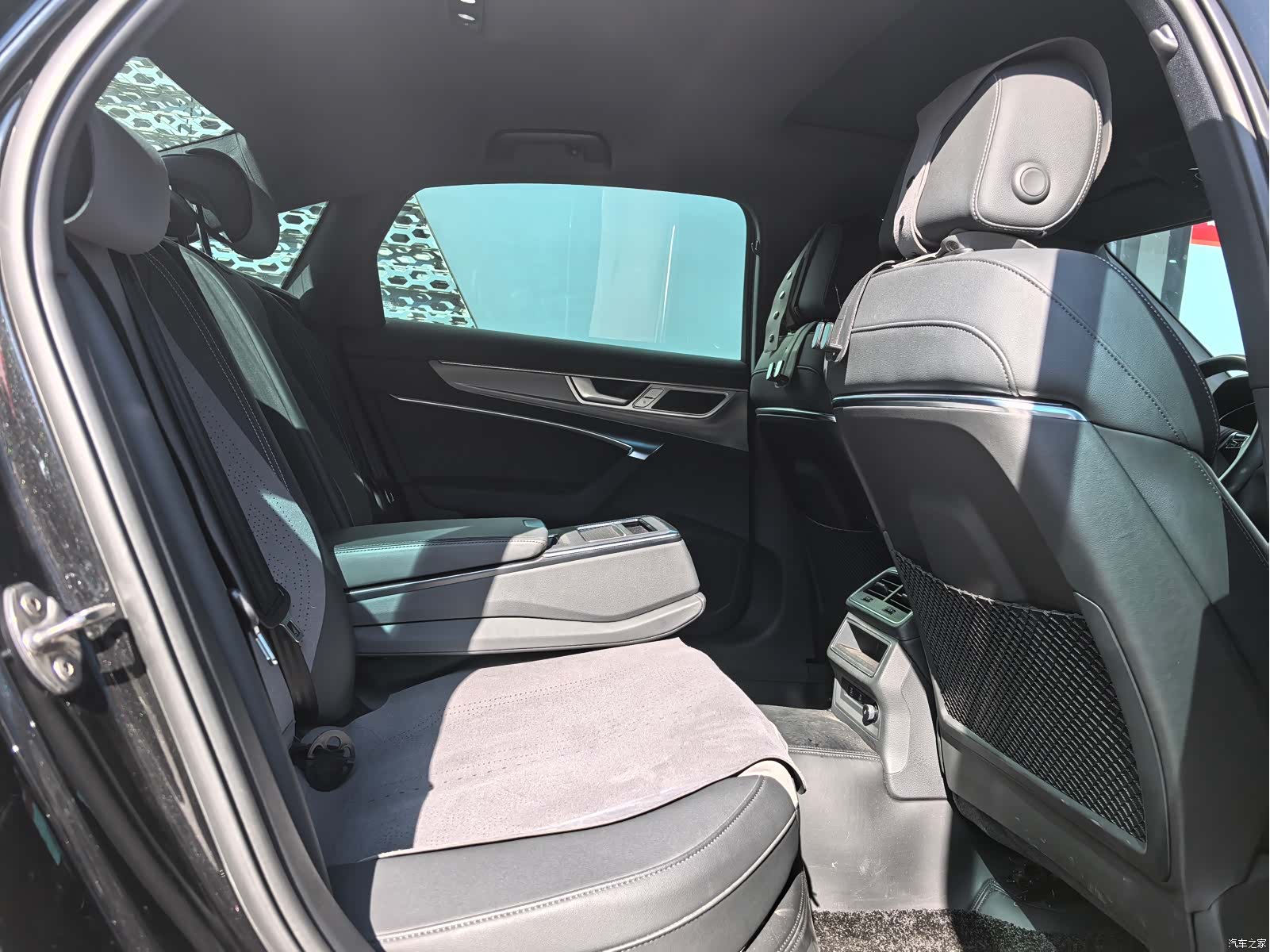 Audi A6L, 2024 9