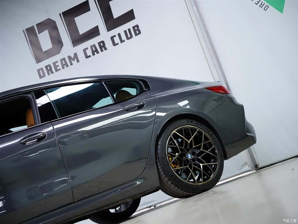 BMW M8, 2021 24
