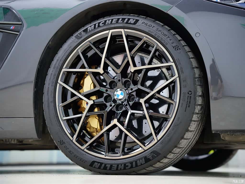 BMW M8, 2021 56