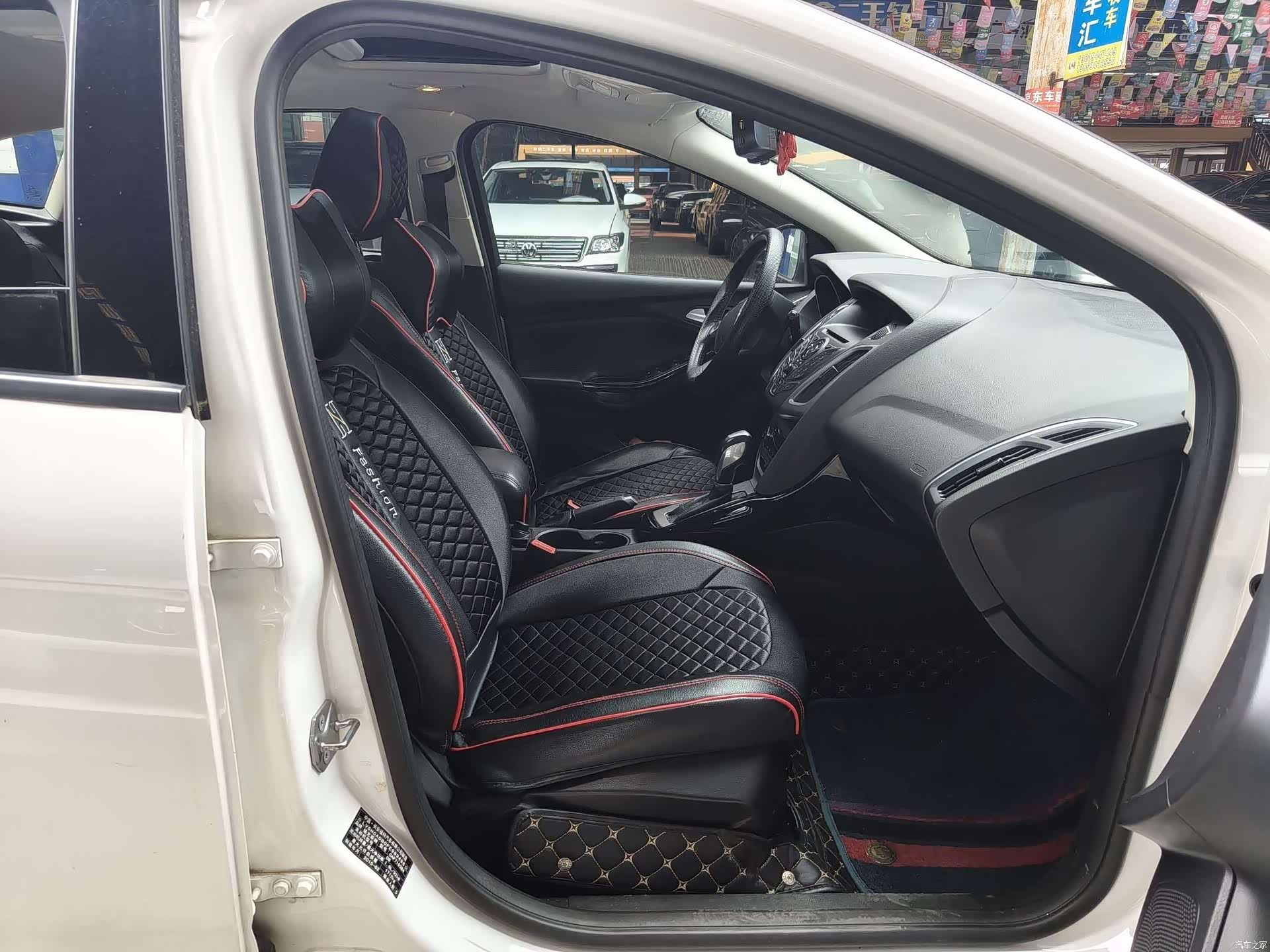 Ford Focus, 2015 9