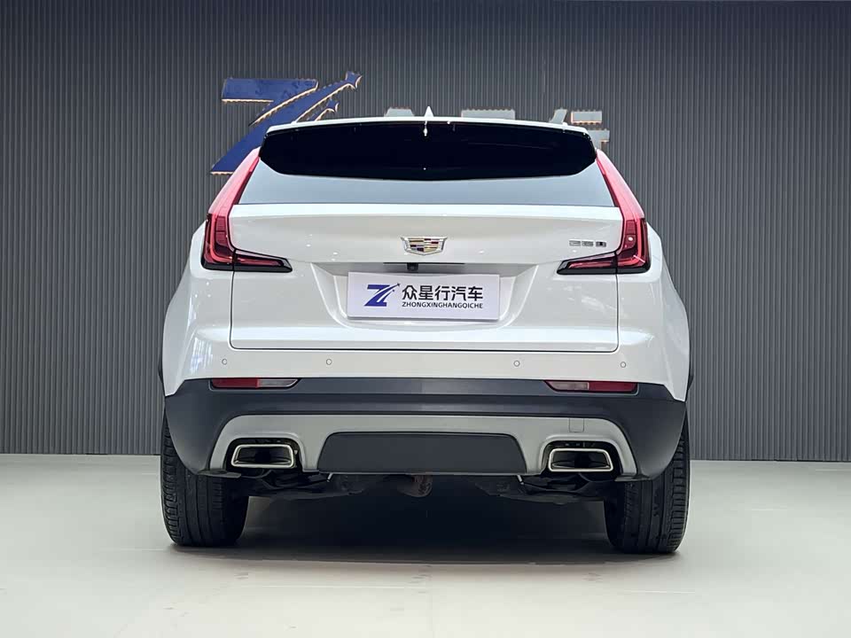 Cadillac XT4
