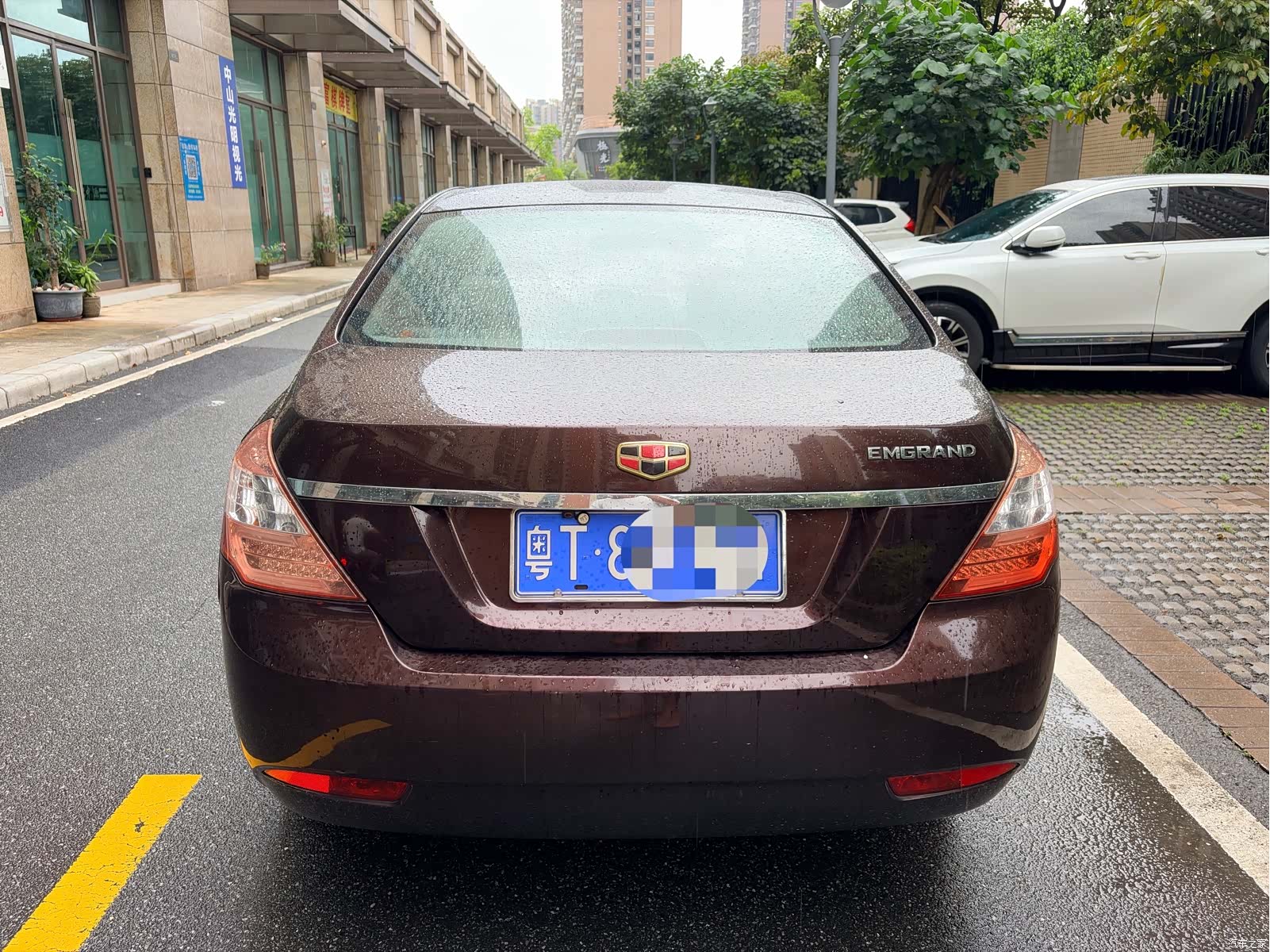 Geely Emgrand, 2013 все фото