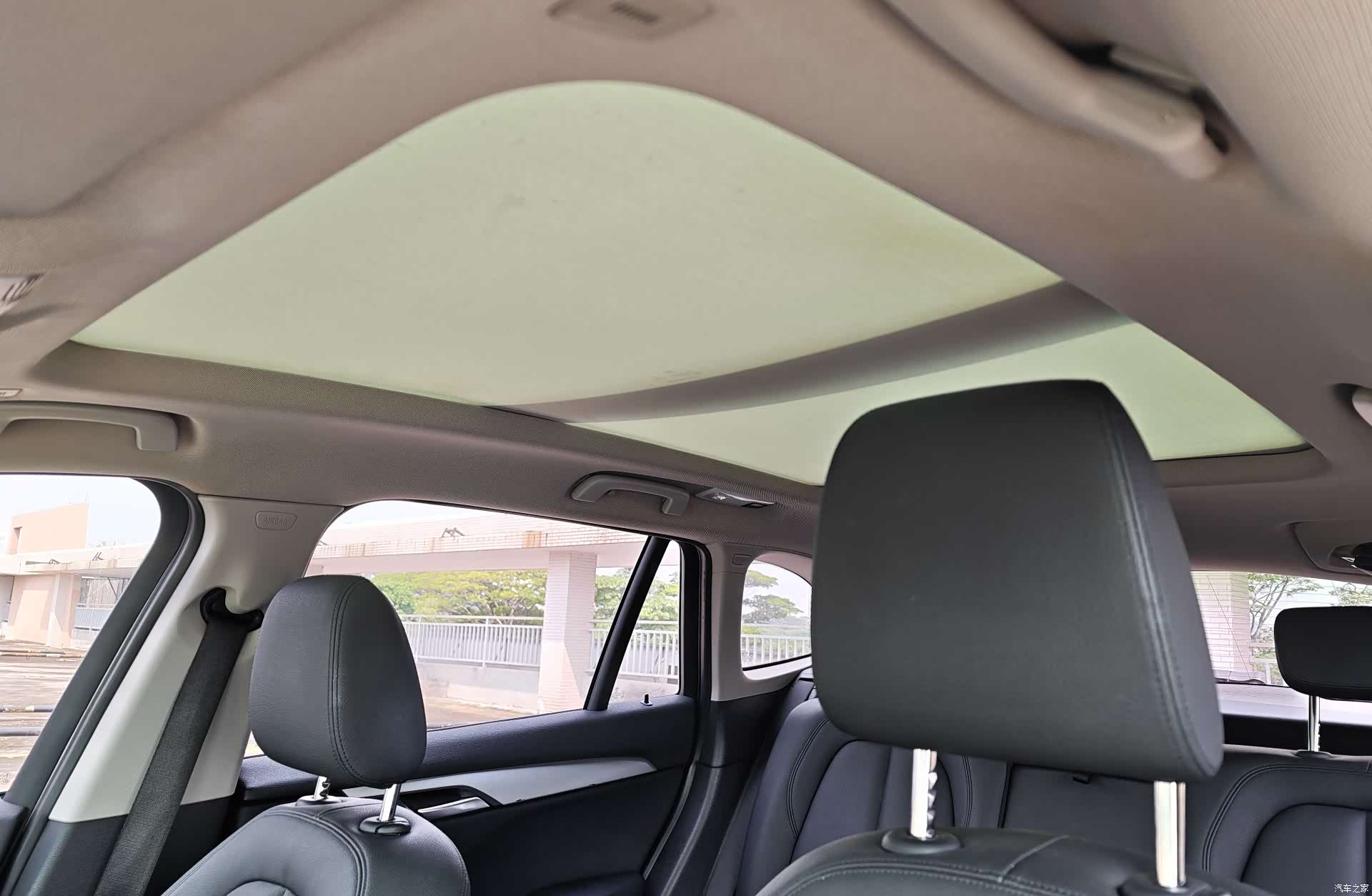BMW X1, 2018 11