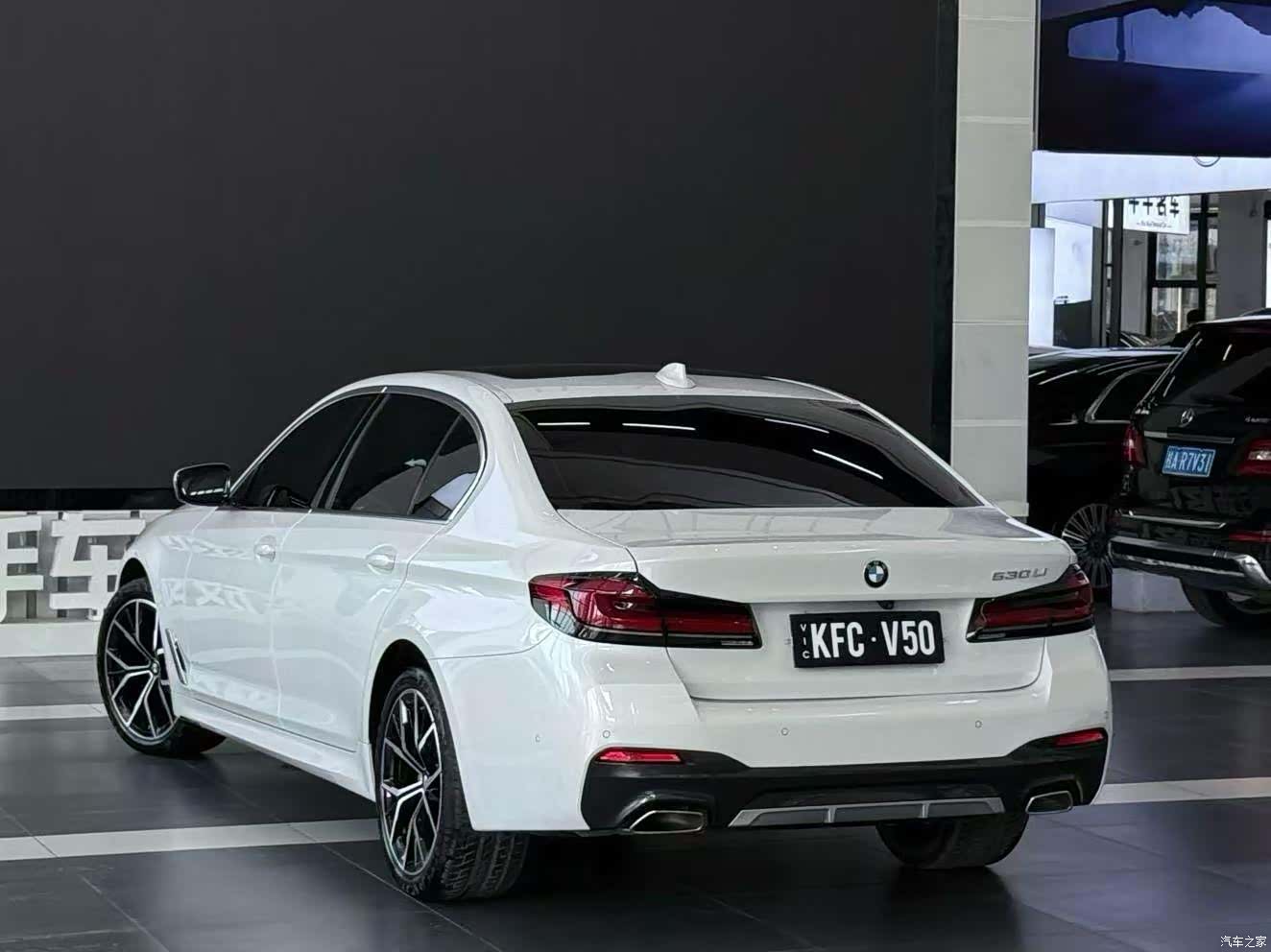 BMW 5 Series, 2023 4