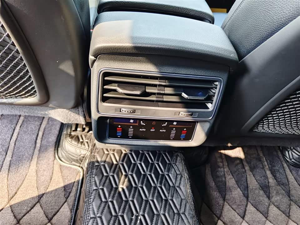Audi Q8 Audi Q8