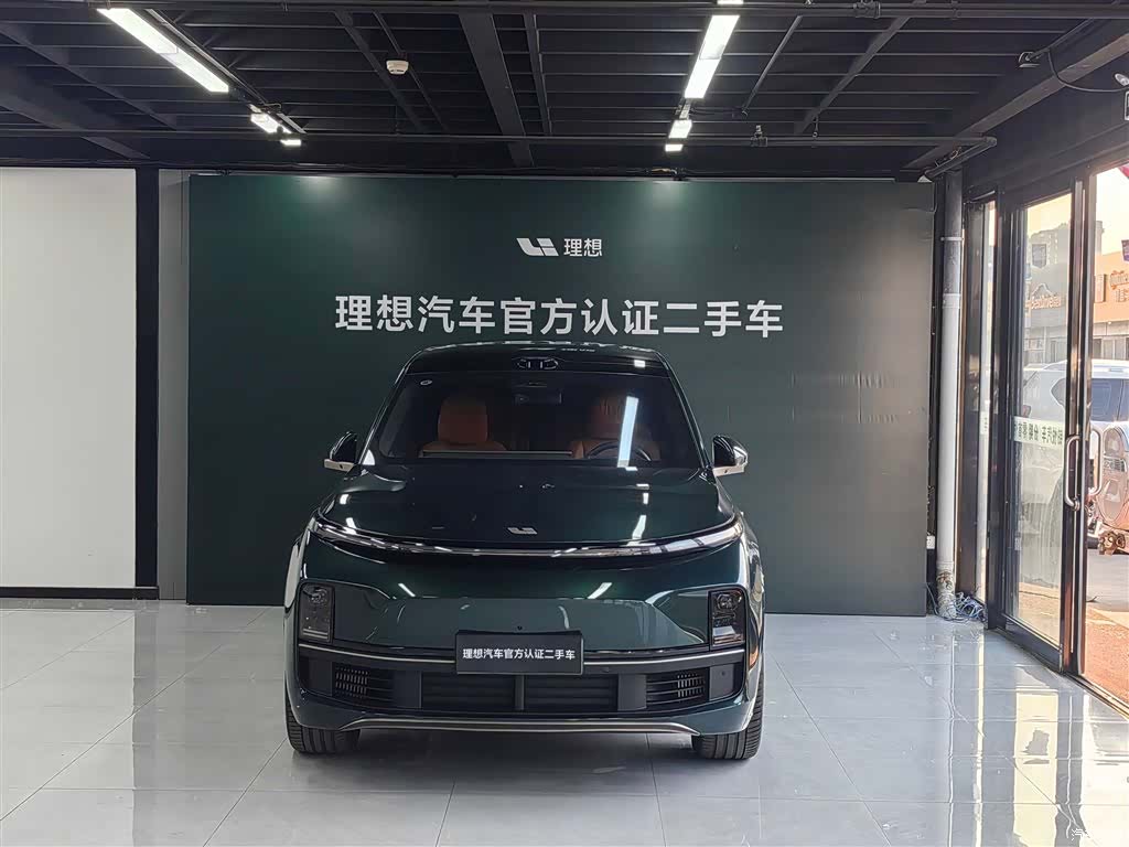 Li Auto L9, 2025 1