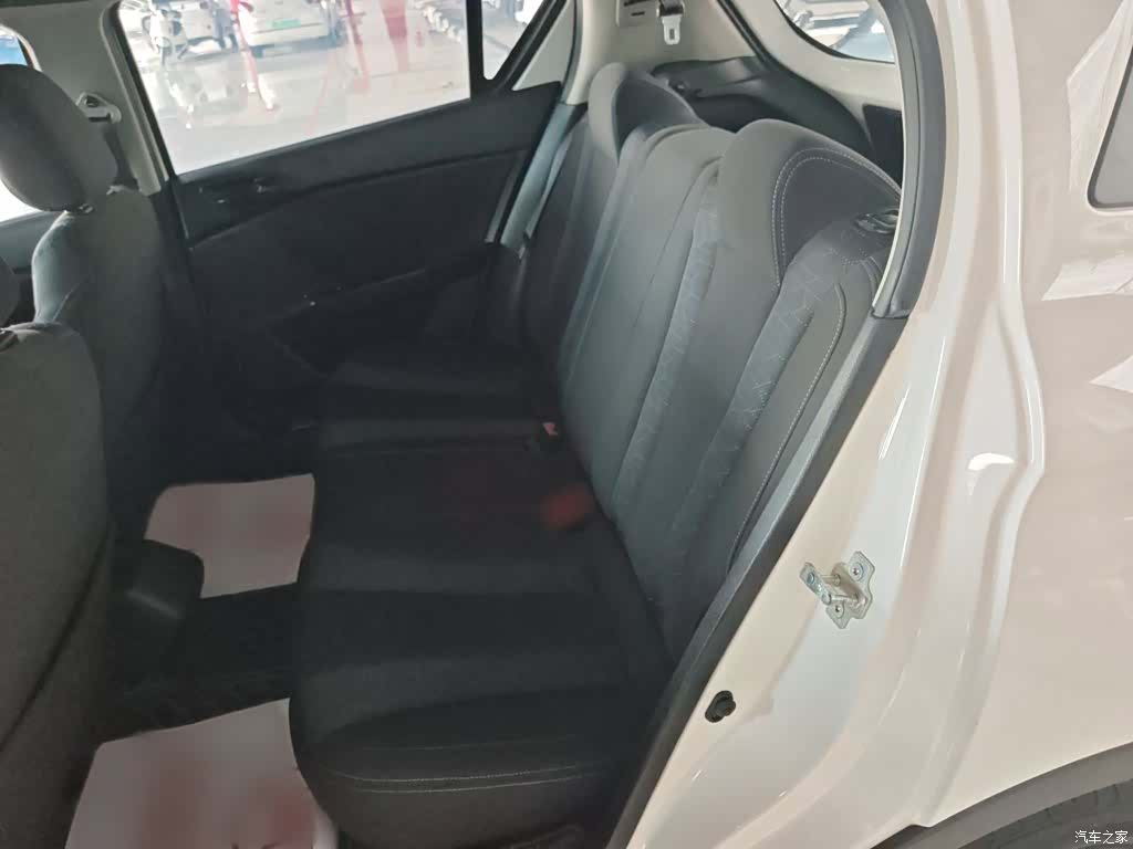 Wuling 310, 2017 15