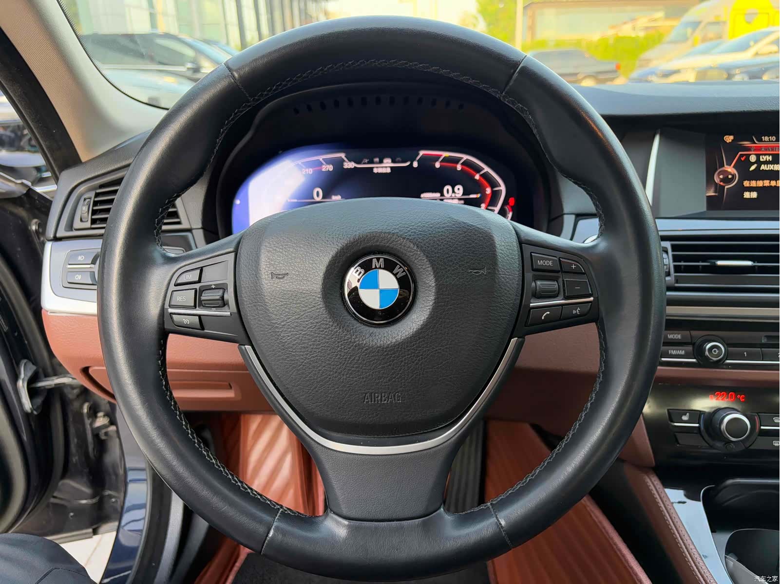 BMW 5 Series, 2015 10