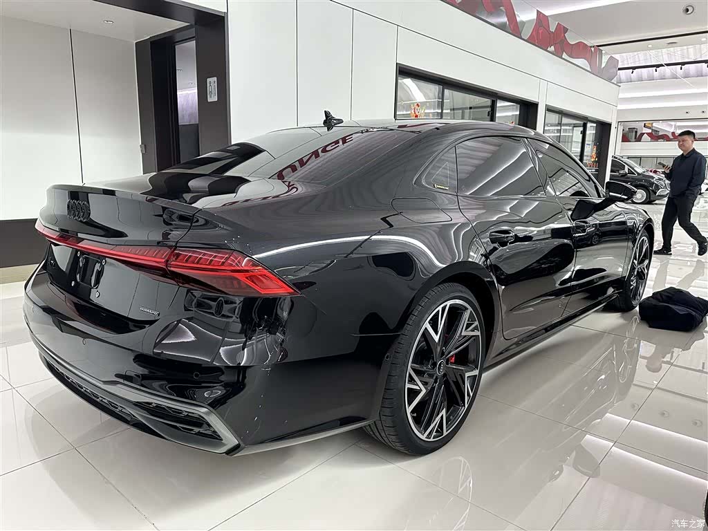 Audi A7L, 2025 19